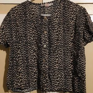 Button down cheetah print crop top